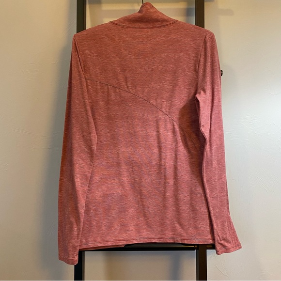 Toad&Co Swifty 1/4 Zip Long Sleeve Top - Picture 5 of 8